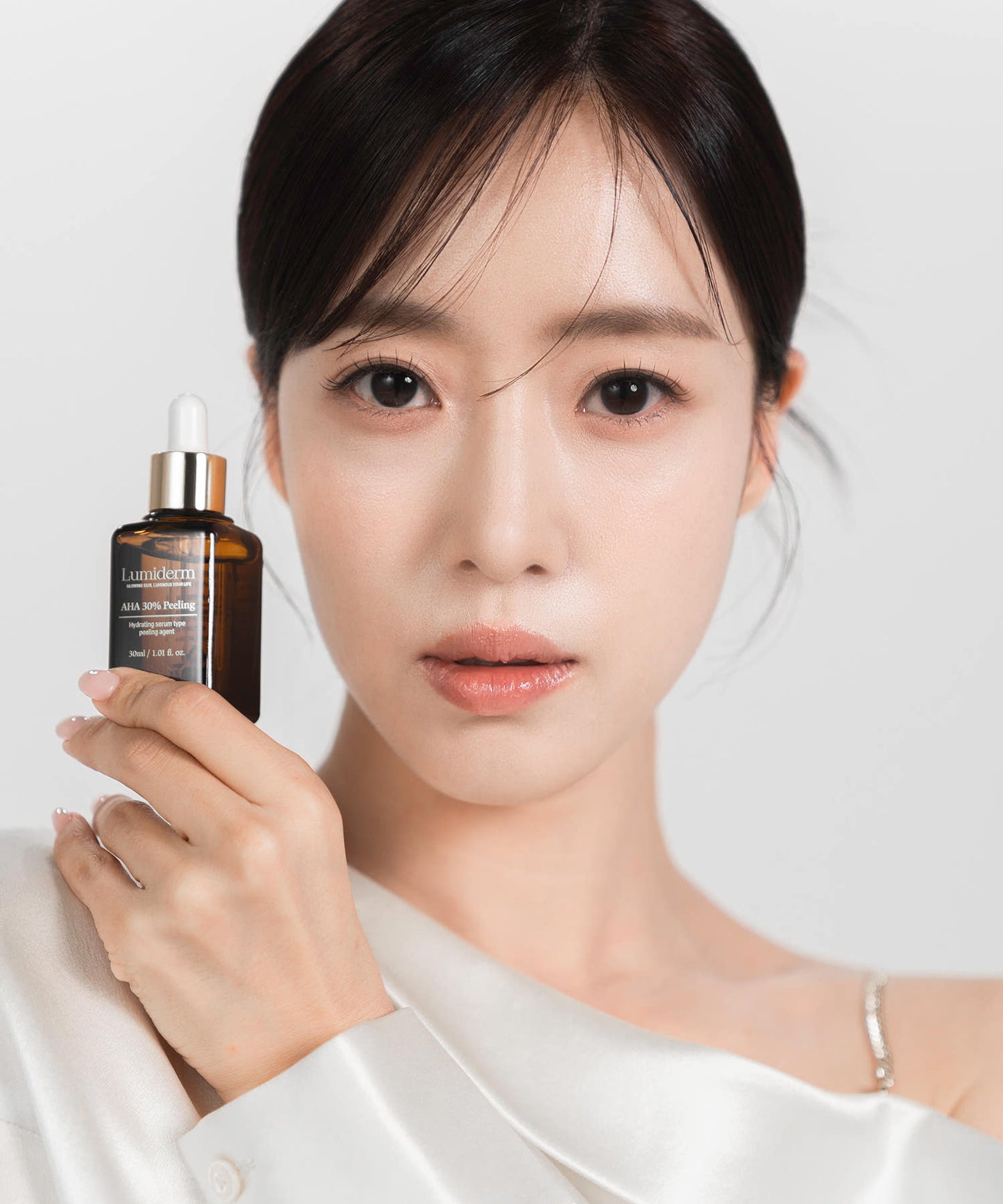 Lumiderm AHA 30% Peeling Serum 30ml – Professional Exfoliating Formula for Smooth & Radiant Skin